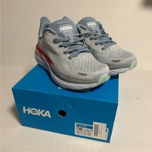 Hoka One One Clifton 8 Wmn Size 7.5B Bluefog/Plien Air 1119394BFPA Running Shoes